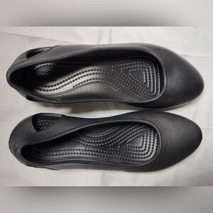 CROCS Women's Black Flats Size 7